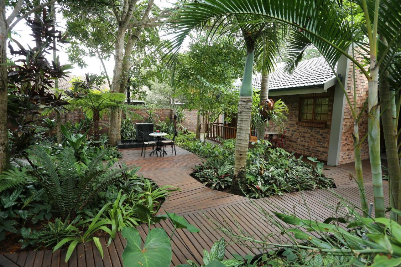 Rhino Coast Guesthouse Saint Lucia Estuary Exteriör bild